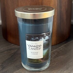 Yankee Candle Bayside Cedar,1 wick,fresh clean scent,mandarin,amber,grapefruit +